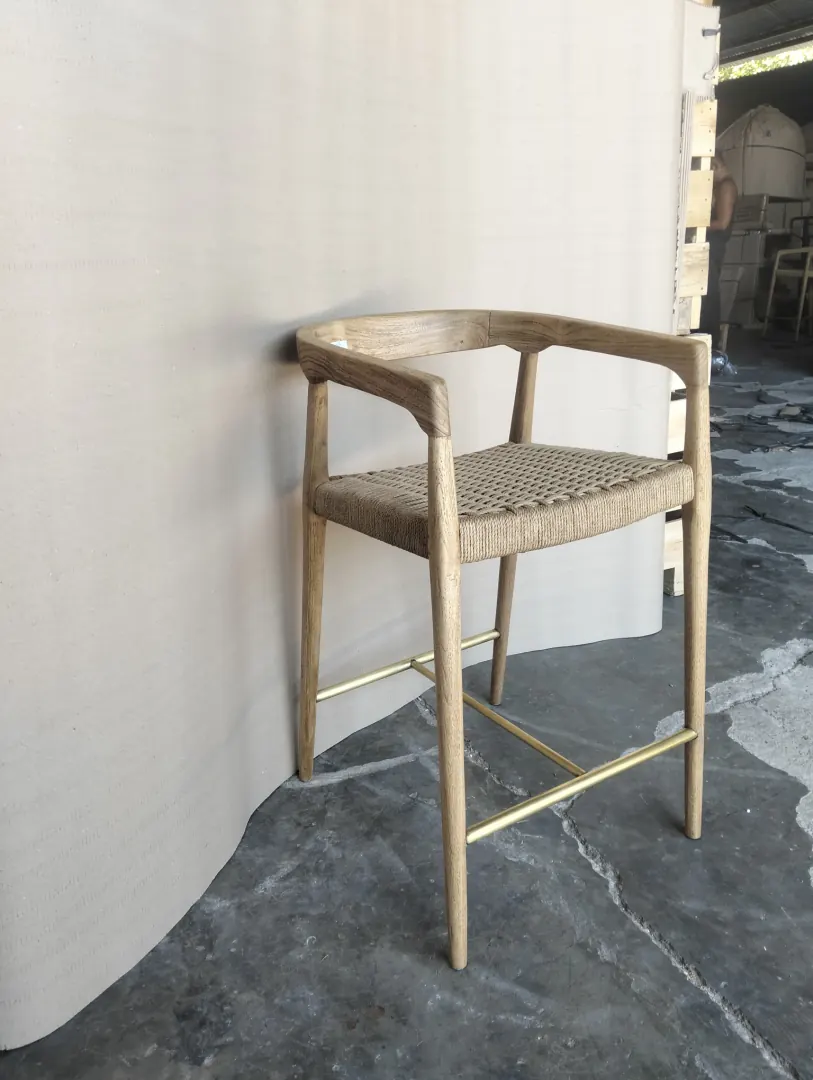 Tabouret de bar à dossier enveloppant, corde tressée