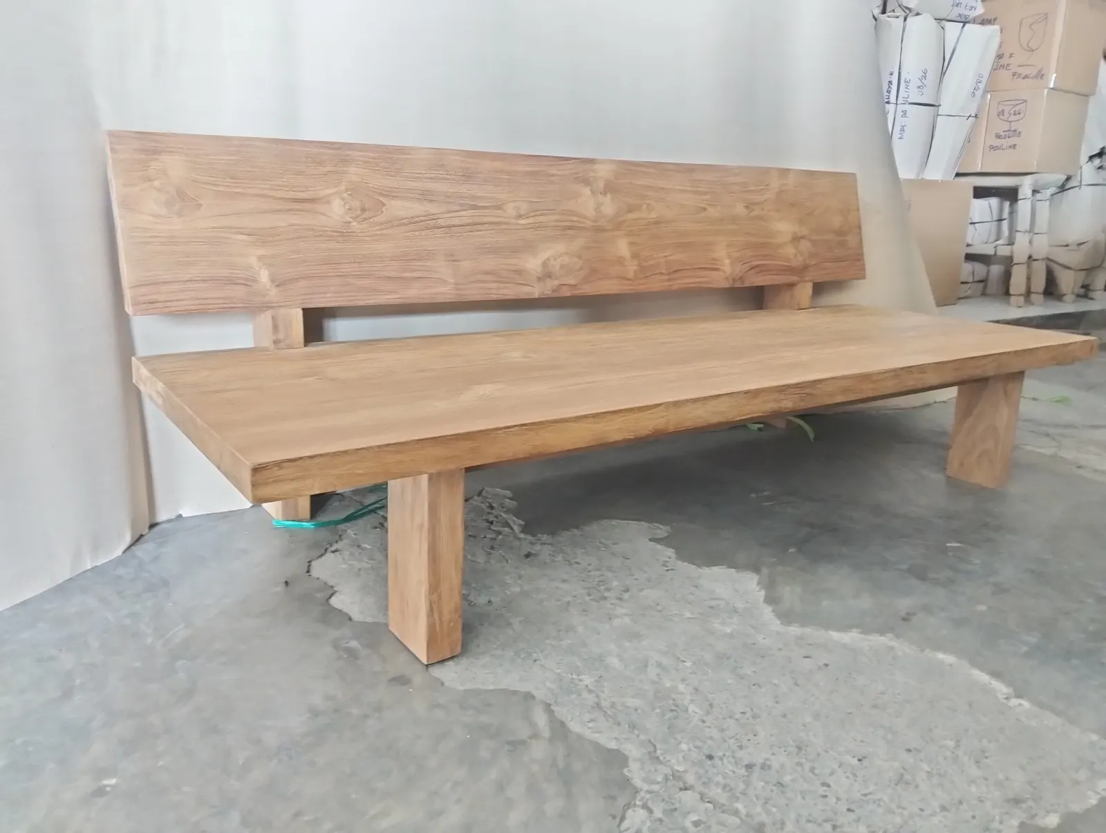 Banc long en teck massif, assise épaisse